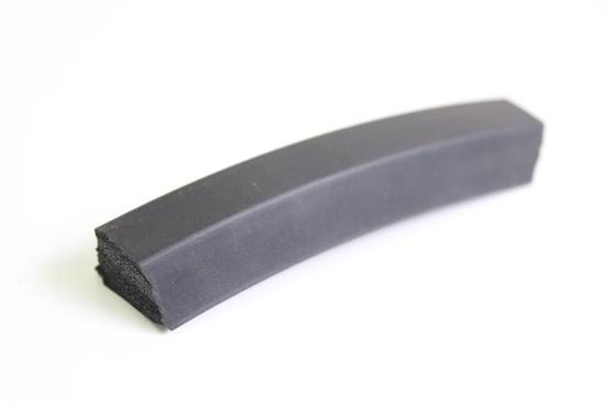 TAIL DOOR RUBBER SEAL (PYRAMID)