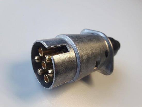 7 PIN ELECTRICAL TRAILER PLUG